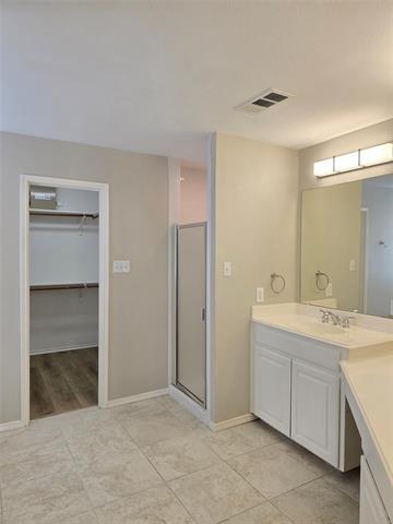 Building Photo - 610 Manchester Dr