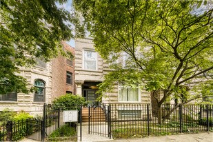 Building Photo - 1345 N Maplewood Ave