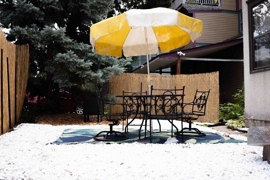 backyard - 2419 1st Ave S