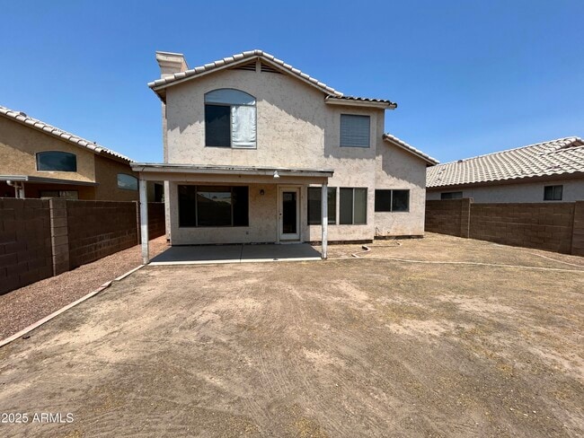 Building Photo - 8239 W Voltaire Ave