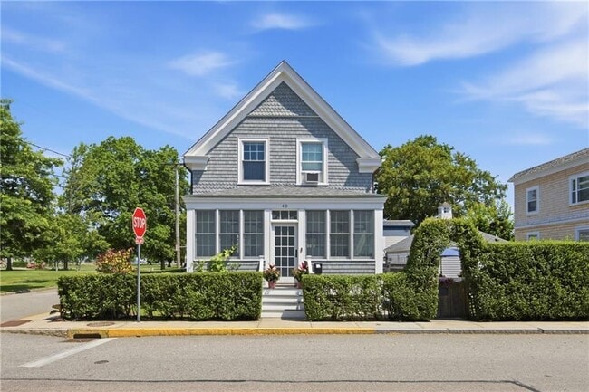 Building Photo - 40 W Narragansett Ave
