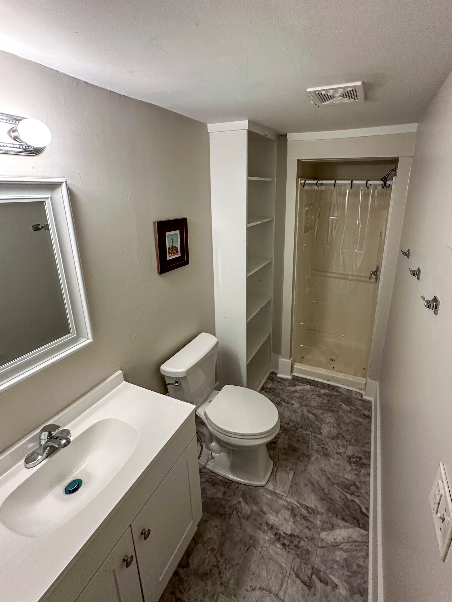 Building Photo - 110 Avery St