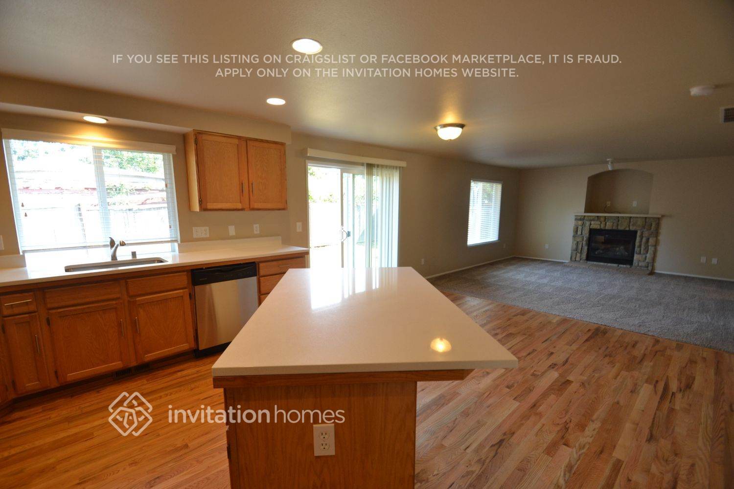 Building Photo - 6740 NE 1st Pl