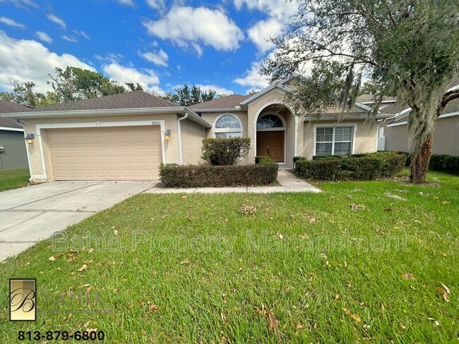 Primary Photo - 6850 Pine Springs Dr