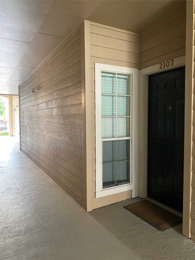 Building Photo - 3231 Allen Pkwy