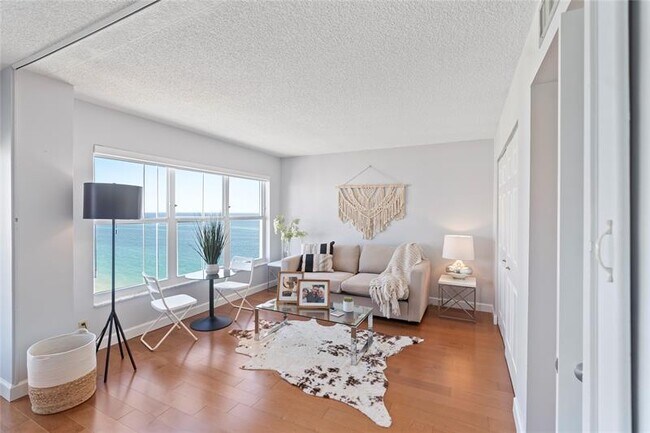 Building Photo - 3500 Galt Ocean Dr