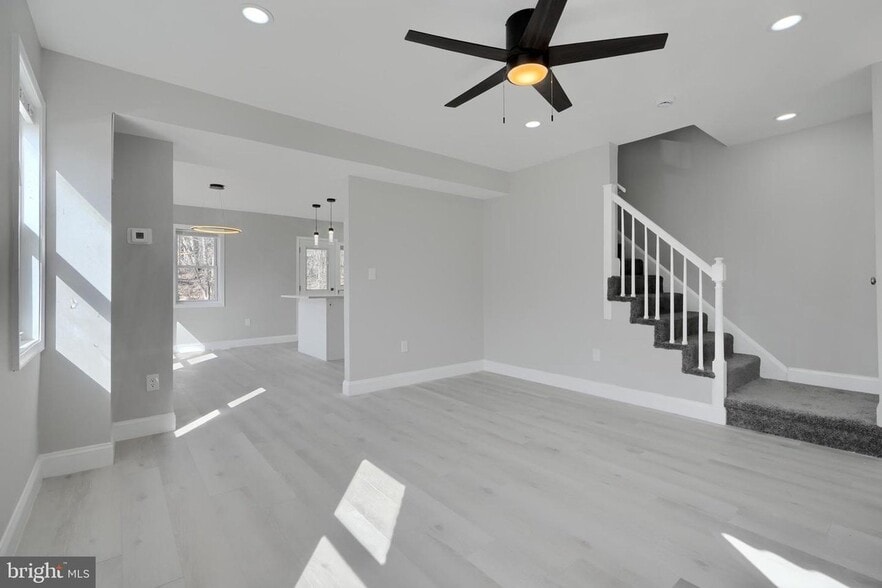 Building Photo - 2448 Shirley Ave