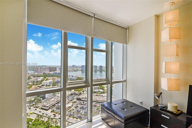 Building Photo - 18201 Collins Ave