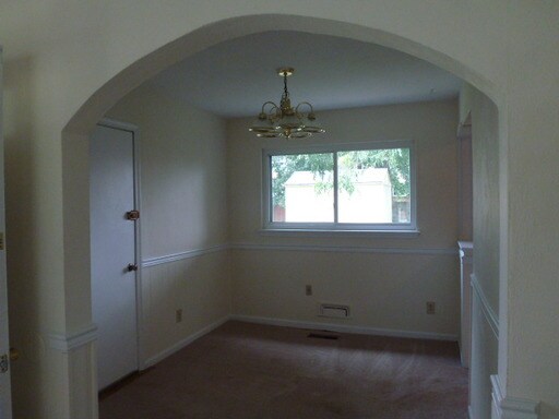 Building Photo - 8412 Norristown Dr