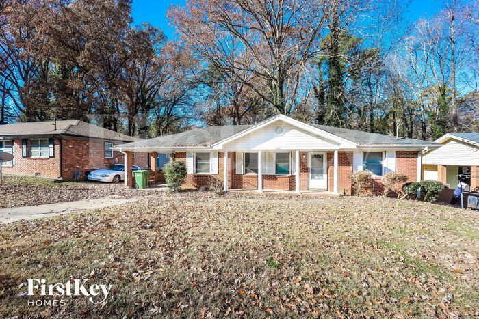Primary Photo - 1443 Willow Trail SW