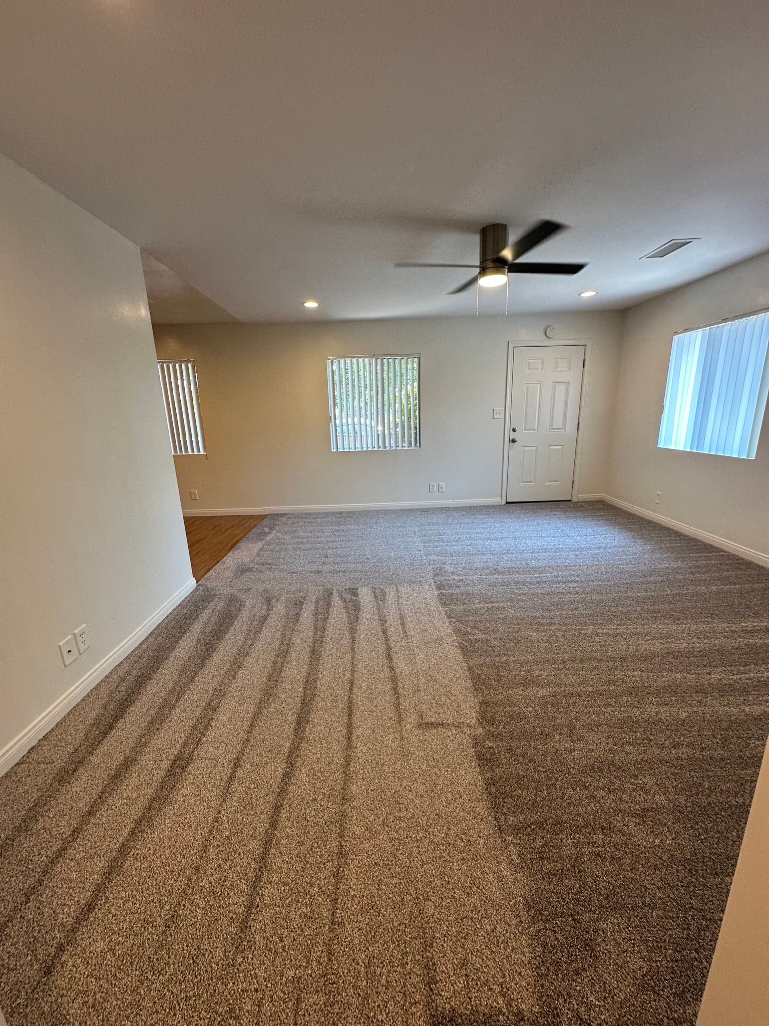 Building Photo - 1364 Marline Ave