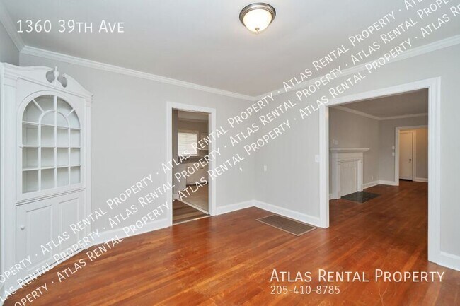 Building Photo - 1360 39th Ave E