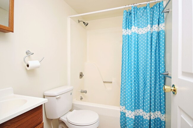 Building Photo - Student & Pet-Friendly Fry's Spring Duplex