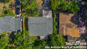 Building Photo - 219 Leonidas Dr
