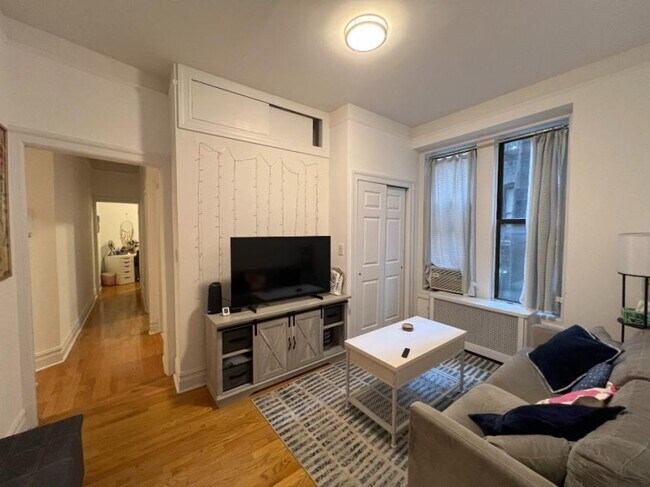 Primary Photo - 2 bedroom in NEW YORK NY 10027
