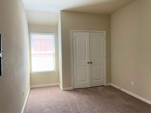 Building Photo - 4709 River Edge Pl