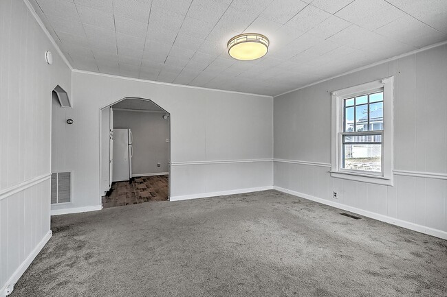 Building Photo - 109 Bettie St