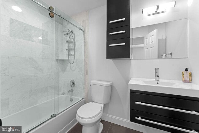 Building Photo - 11433 Heritage Oak Ct