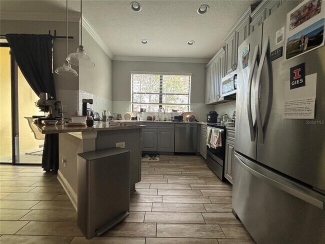 Building Photo - 9136 Fox Sparrow Rd