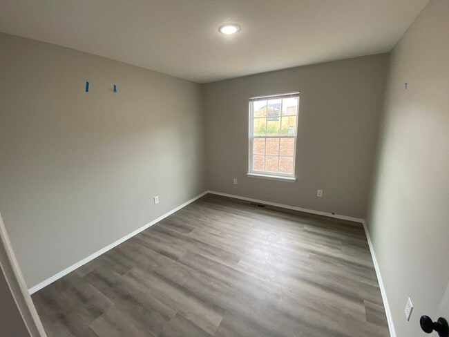 Building Photo - Brand New Home!!