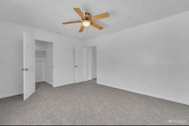 Building Photo - 21605 Golden Star Blvd