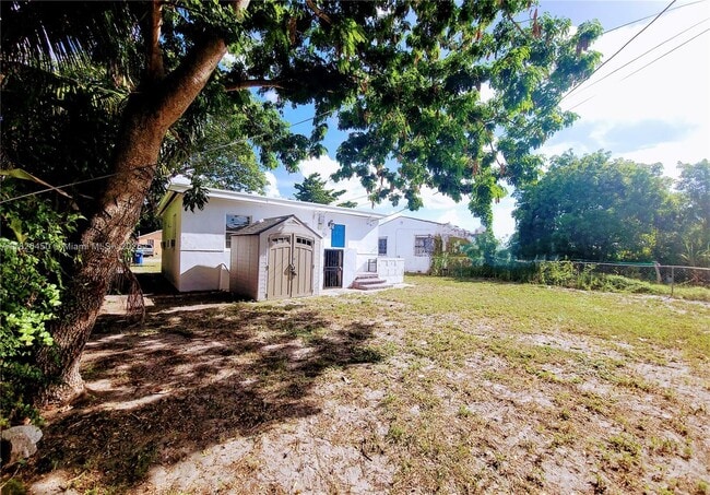Building Photo - 741 NW 116th St