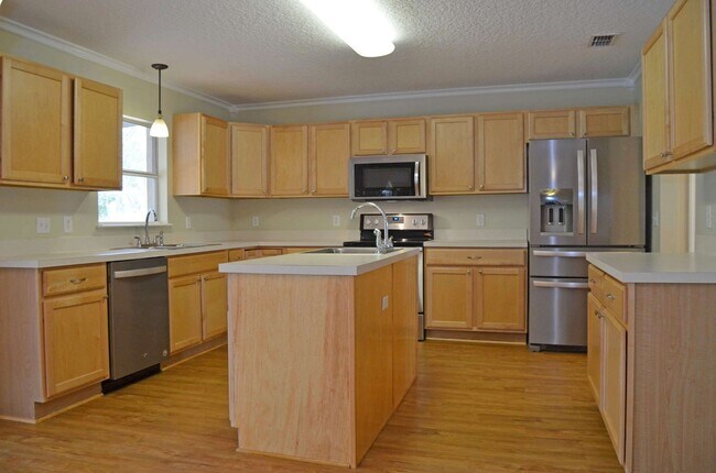 Building Photo - 87113 Kipling Dr