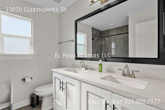 Building Photo - 13070 Cleethorpes St
