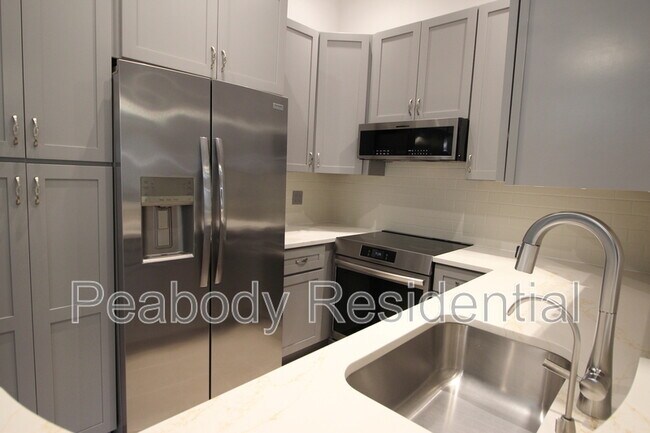 Building Photo - 1956 Villaridge Dr