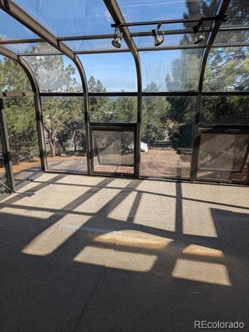 Building Photo - 1393 S Foothill Dr