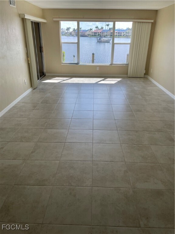 Building Photo - 408 Tudor Dr