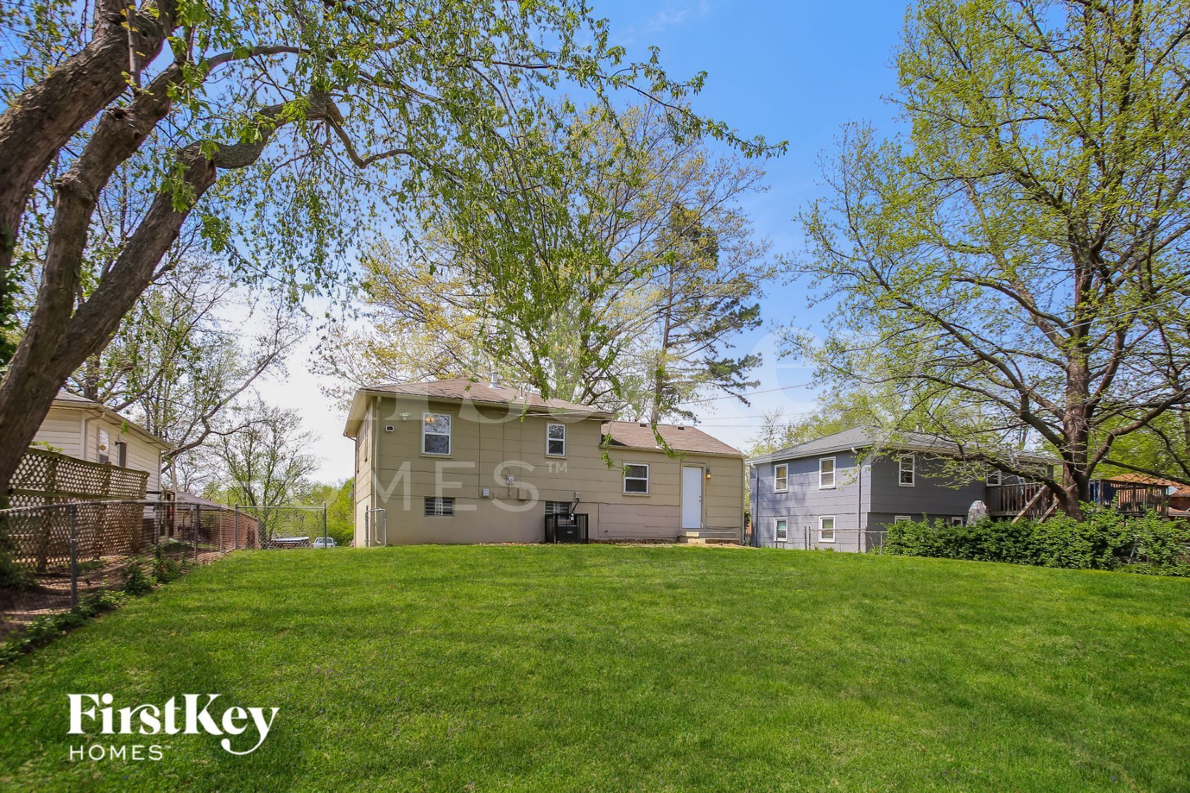 Building Photo - 4135 N Jackson Ave