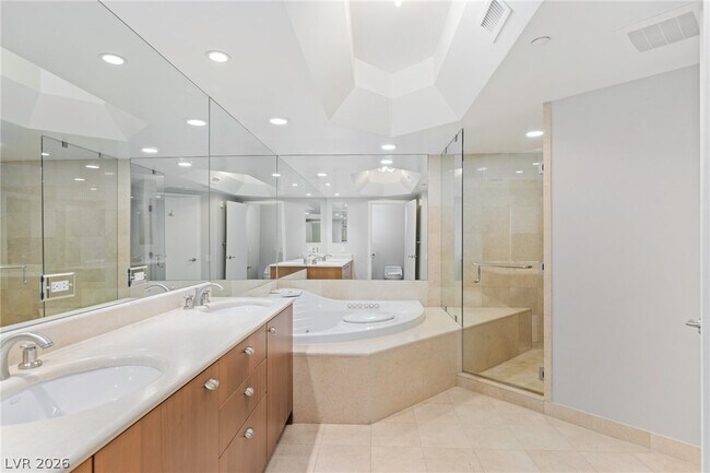 Building Photo - 2777 Paradise Rd