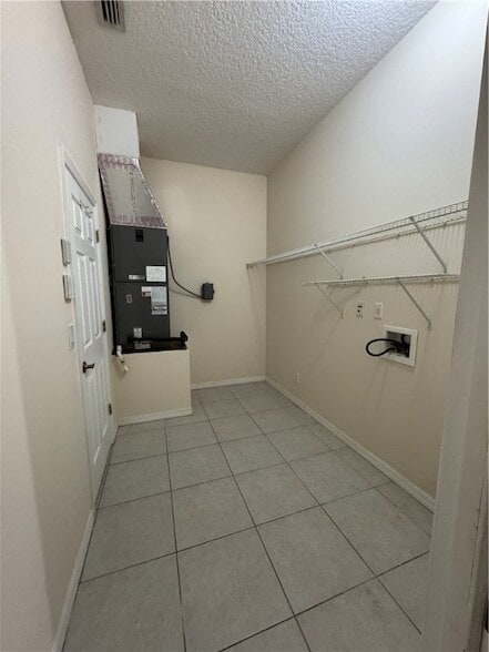 Building Photo - 707 46th Square