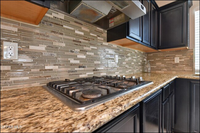 Building Photo - 221 Jennice Cir