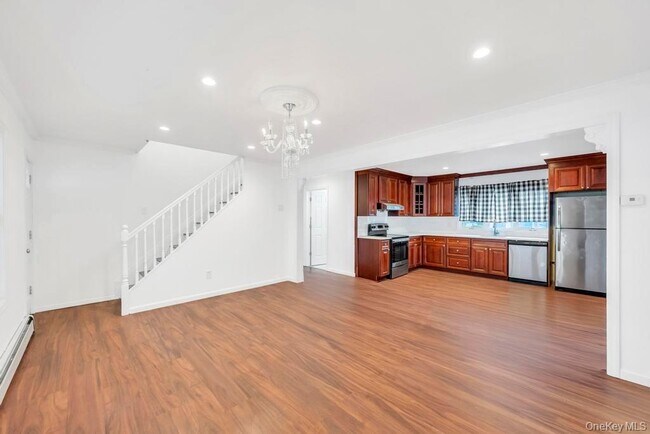 Building Photo - 7 Cinder Ln