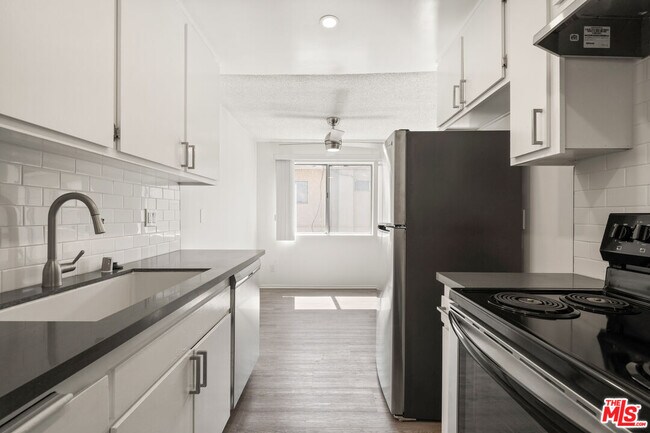 Building Photo - 1457 Butler Ave
