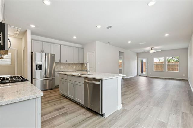Building Photo - 606 Travine Dr