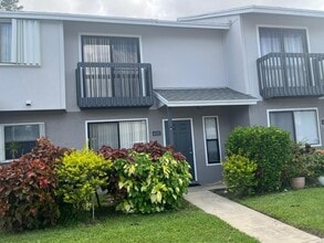Building Photo - 4105 Inlet Cir
