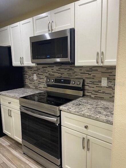 Building Photo - 326 Carina Cir