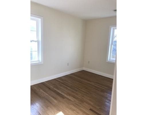 Building Photo - 133 US-1