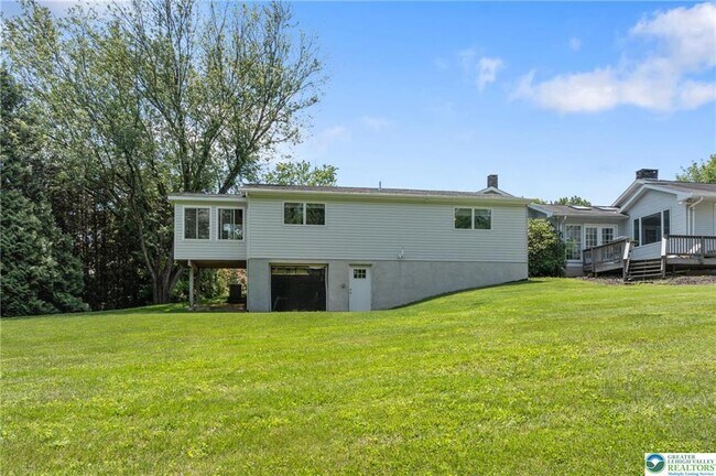Building Photo - 3157 Grist Mill Rd