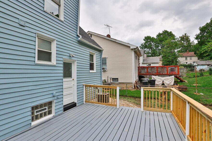 Building Photo - 3988 S Whetzel St