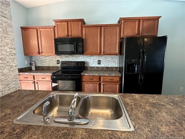 Building Photo - 20 Old English Ln