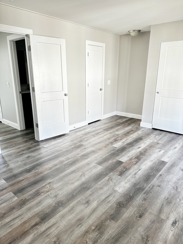 Building Photo - 1111 Columbus Cir