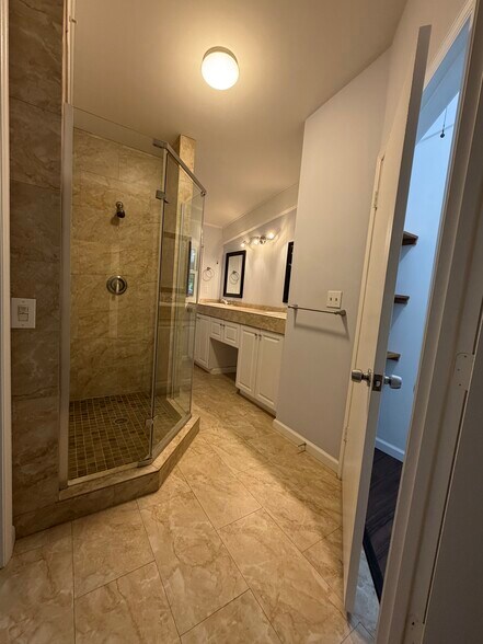 Building Photo - 3965 Sinclair Shores Rd