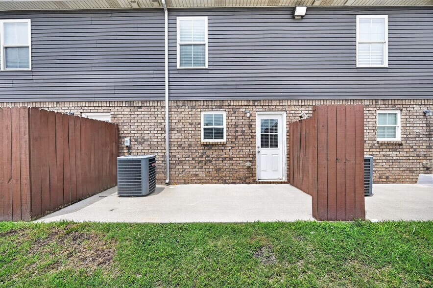 Building Photo - 971 Professional Park Dr