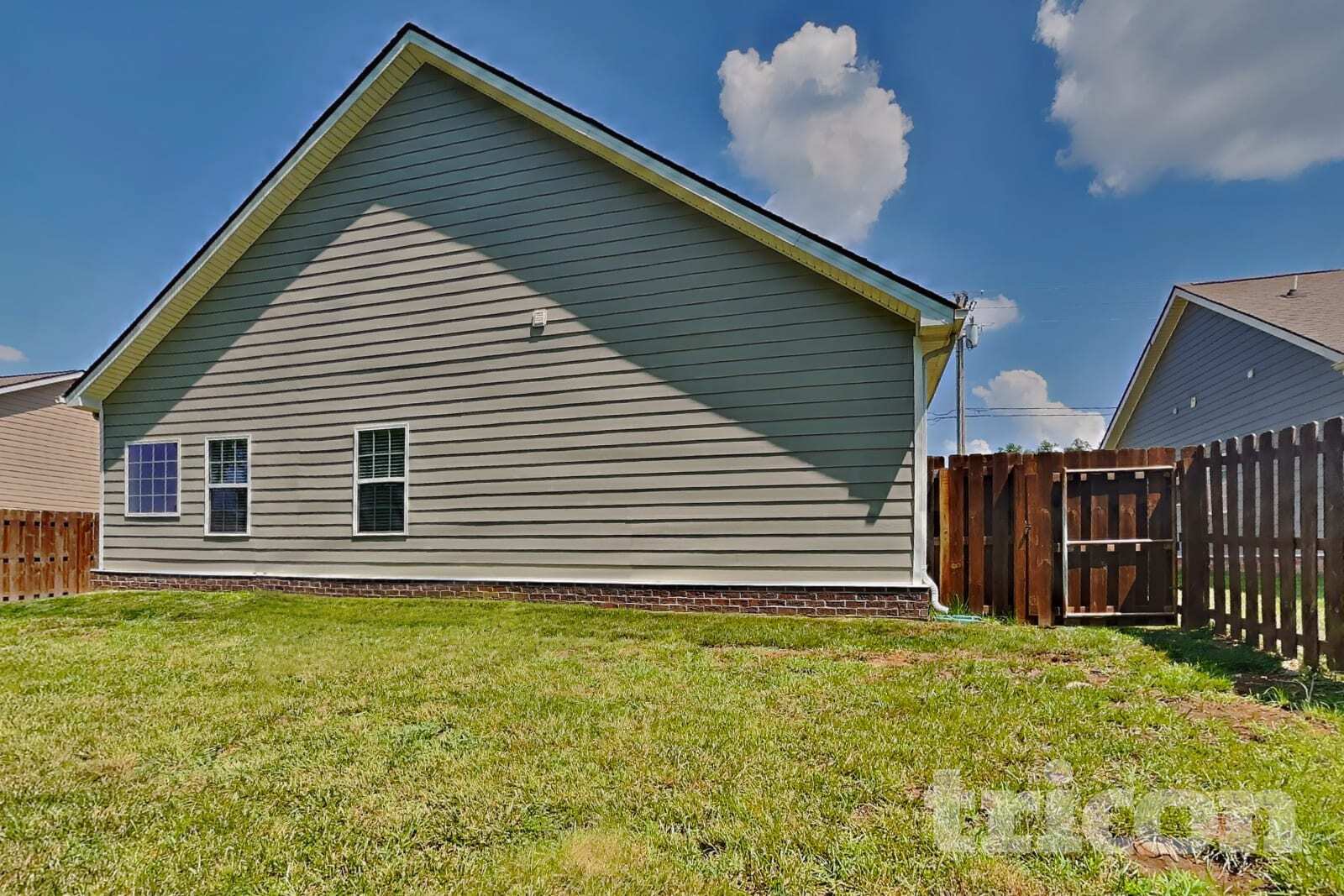Building Photo - 741 W Coker Way