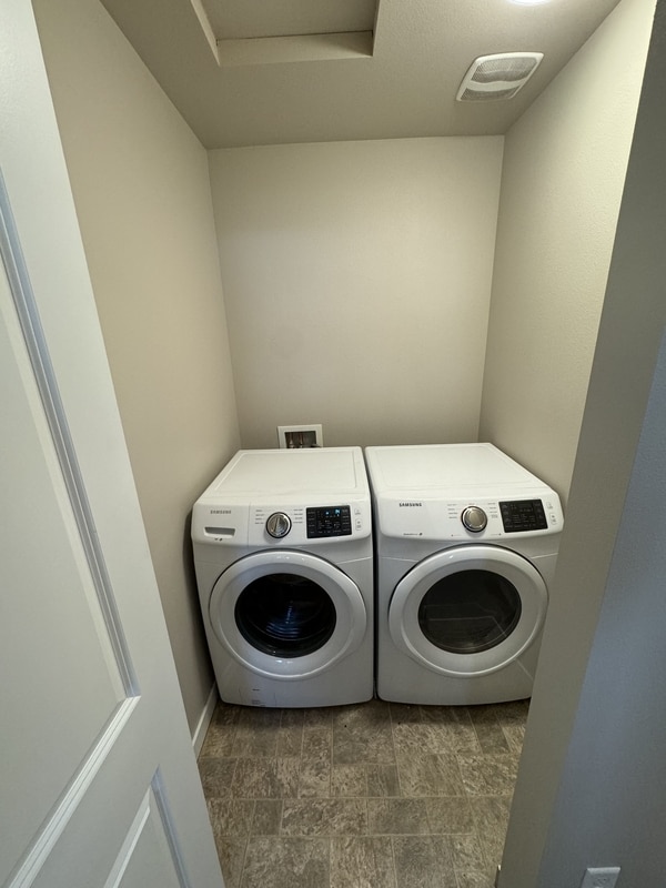 Building Photo - 2167 Siddle Loop