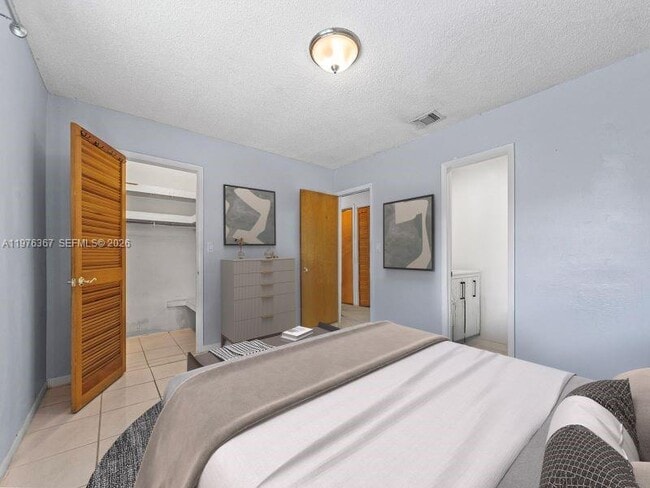 Building Photo - 7121 SW 102nd Ct